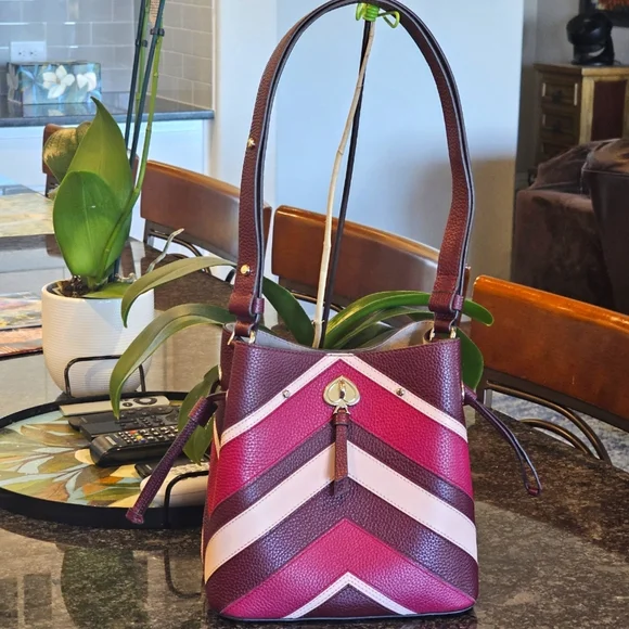 Kate Spade Pink and White Chevron Tote - Picture 8 of 16